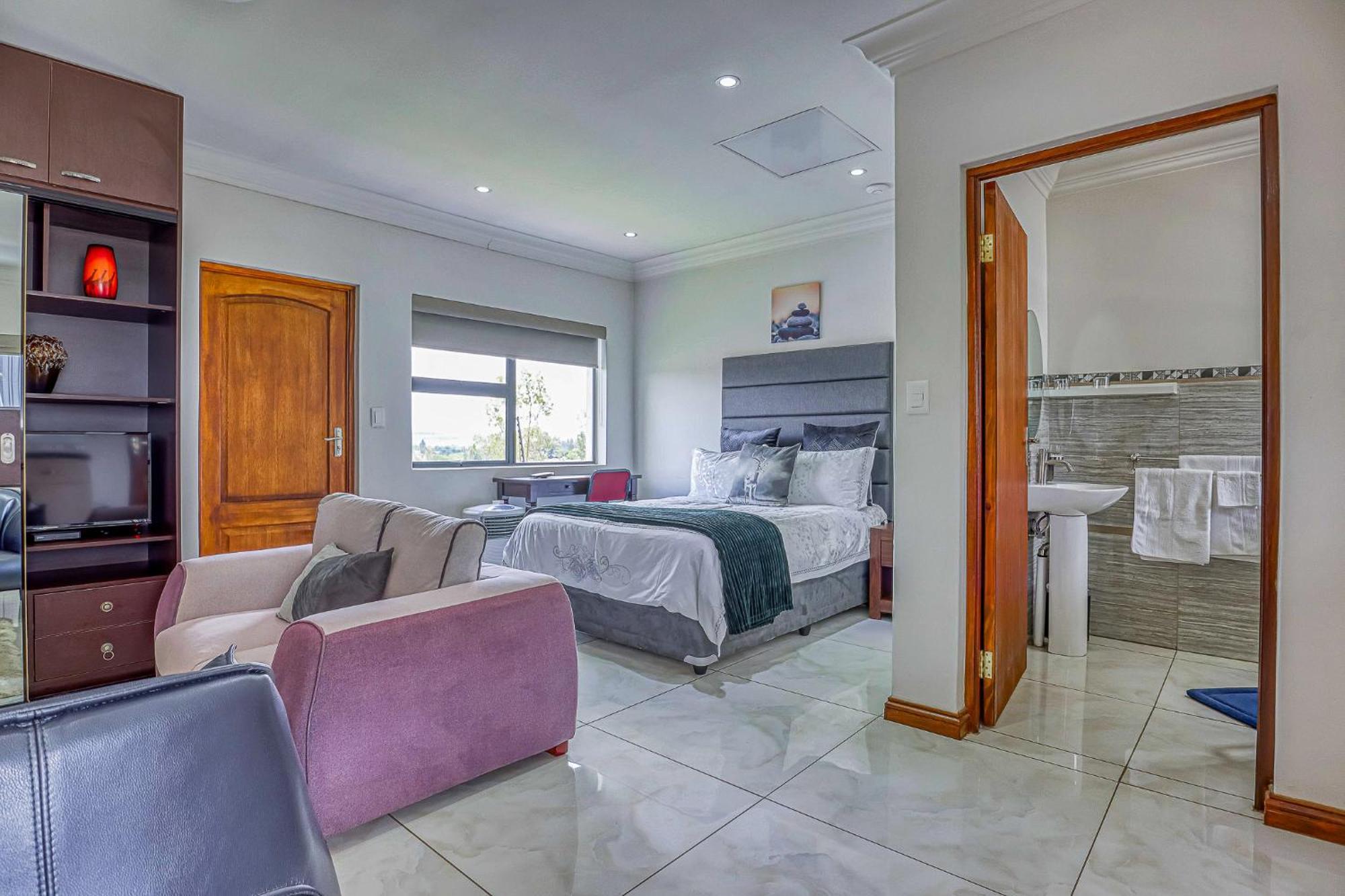 Tasha Luxury Suites, Lanseria * Joanesburgo