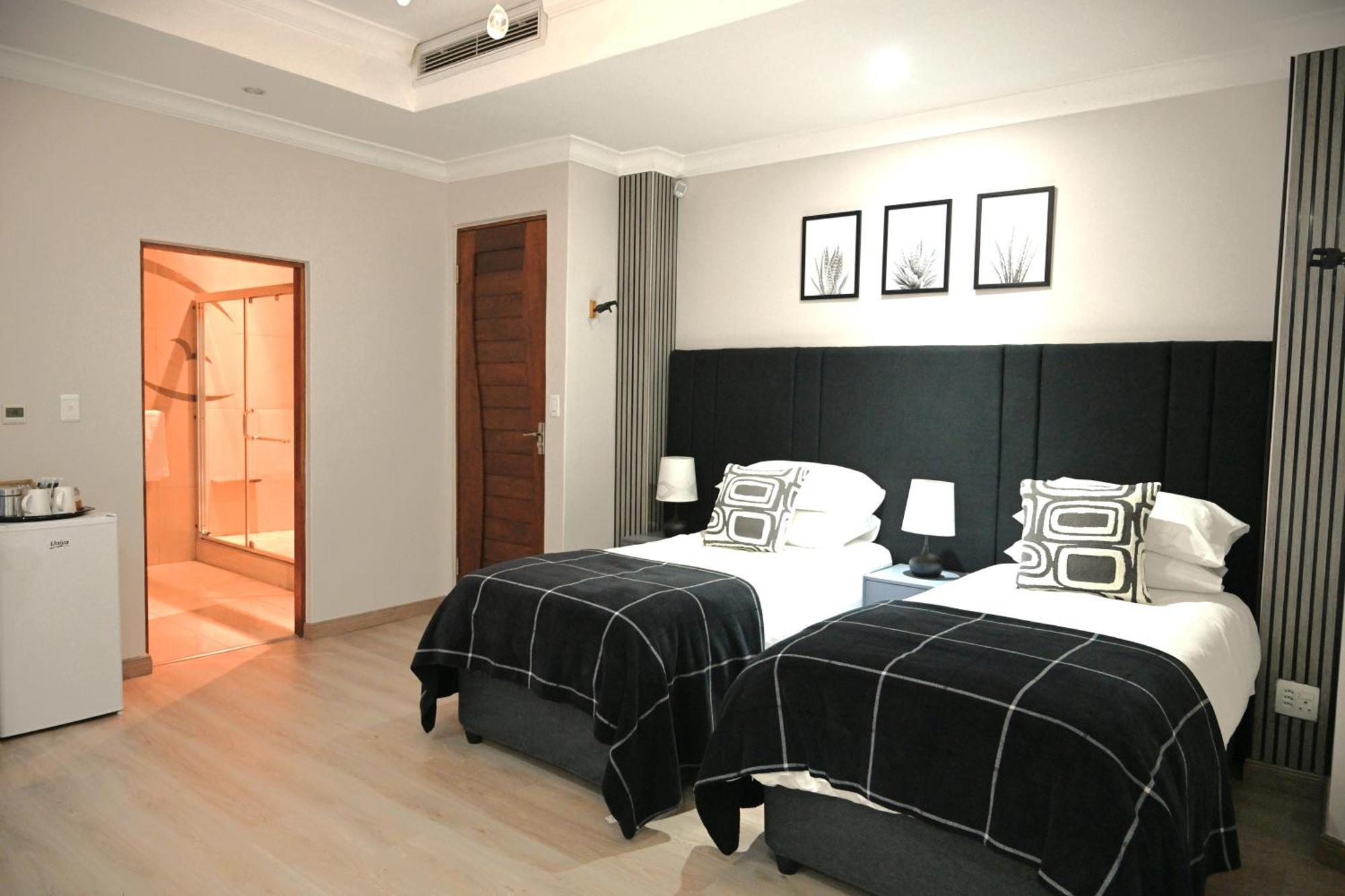 Tasha Luxury Suites, Lanseria Casa de hóspedes